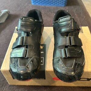 SHIMANO Men’s size 43 cycling shoes